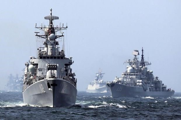 Chinese warships operating in the East Sea (Source: AP)