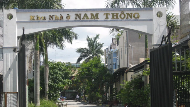 Một khu dân cư trên đường Trần Văn Mười (huyện Hóc Môn) khá khang trang, phục vụ nhu cầu người thu nhập thấp được hình thành từ quy định tách thửa của TPHCM