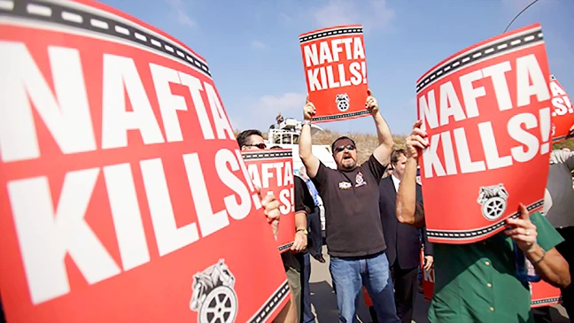Biểu tình phản đối NAFTA tại San Diego ( Mỹ)