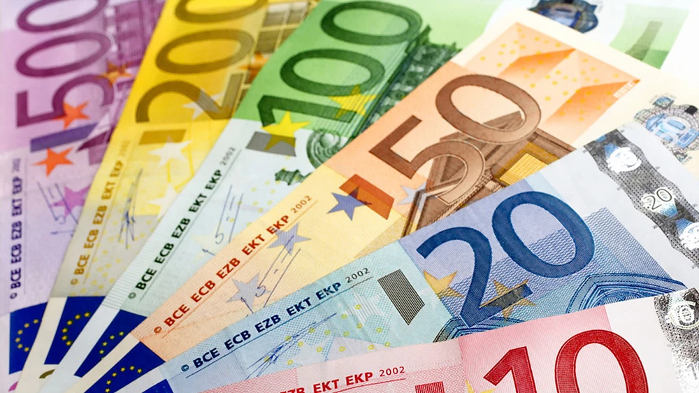 Cảnh sát Italia thu giữ 28 triệu EUR tiền giả