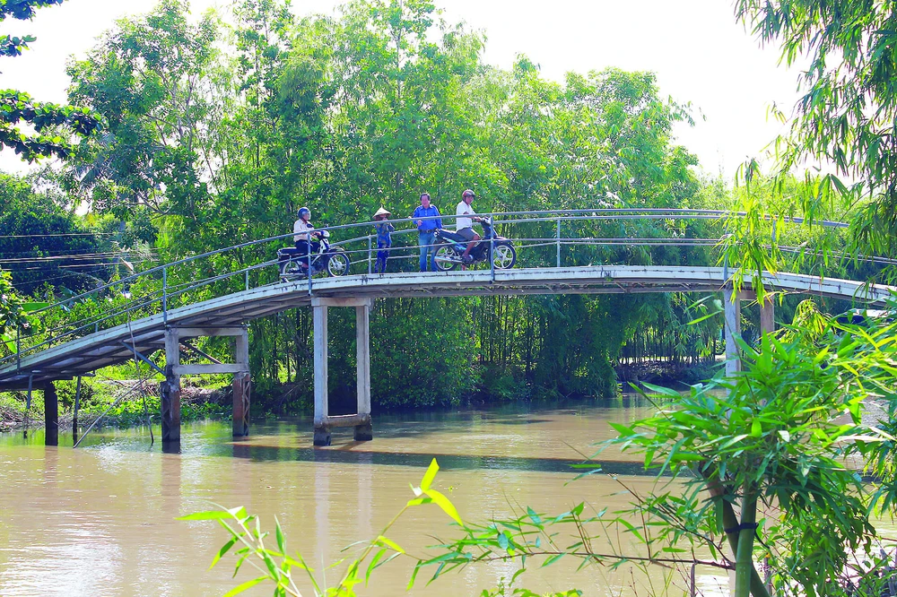Cầu Xẻo Môn tại xã Phụng Hiệp, huyện Phụng Hiệp, tỉnh Hậu Giang hiện nay 
