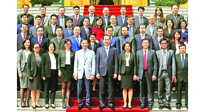 Chủ tịch nước Trần Đại Quang và các tham tán thương mại, Trưởng bộ phận thương vụ Việt Nam ở nước ngoài