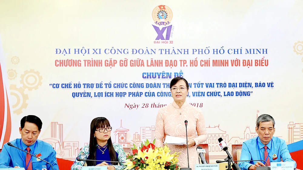 Chủ tịch HĐND TPHCM Nguyễn Thị Quyết Tâm phát biểu tại chương trình gặp gỡ giữa lãnh đạo TPHCM với các đại biểu. Ảnh: HOÀNG HÙNG