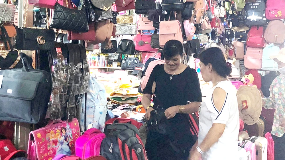 Người tiêu dùng tỉnh Đồng Nai lựa chọn hàng Việt để mua sắm mỗi ngày