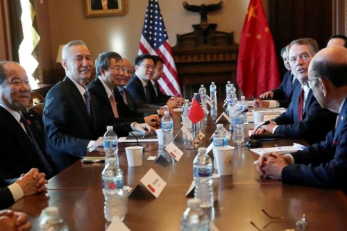 Đoàn đàm phán của Mỹ và Trung Quốc. Ảnh: Reuters