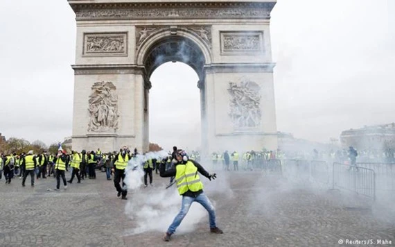 Các cuộc biểu tình biến thành bạo động diễn ra tại Pháp vào cuối năm 2018