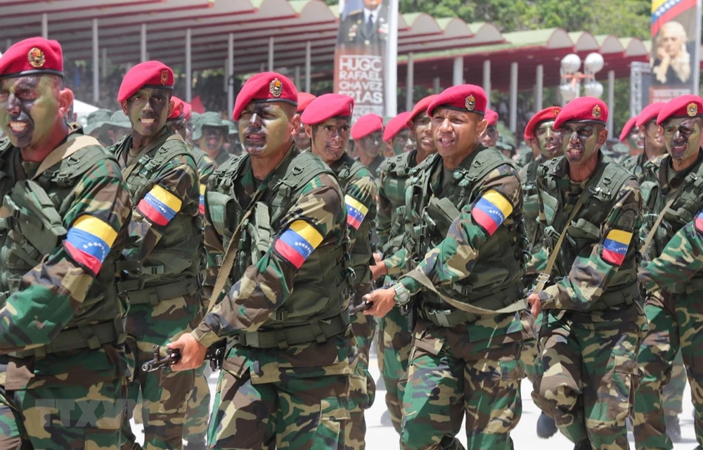 Các binh sỹ quân đội Venezuela. Ảnh: AFP/TTXVN
