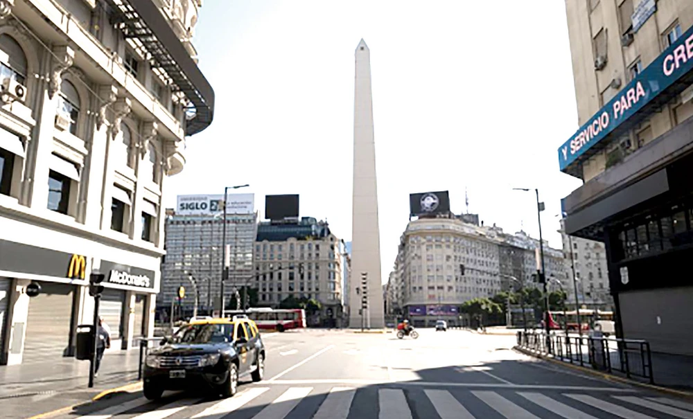 TP Buenos Aires, Argentina, vắng bóng người trong những ngày cách ly xã hội