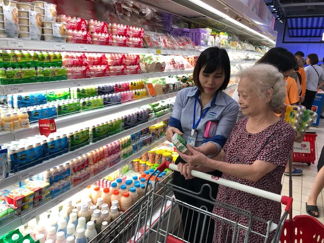 Tiêu thụ sữa của người Việt tăng lên từng năm