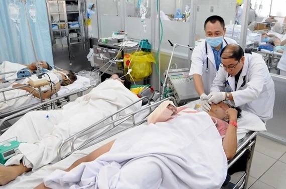 Bệnh nhân cấp cứu tại Bệnh viện Chợ Rẫy, TPHCM