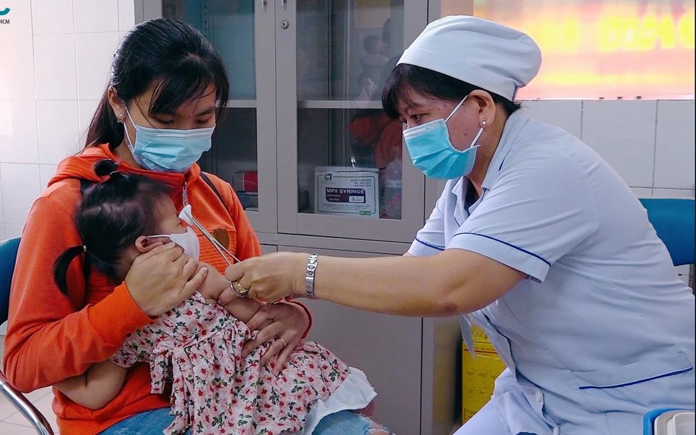 WHO và UNICEF sẽ tìm nguồn vaccine cho Việt Nam