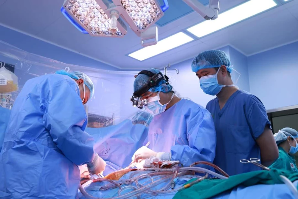 Hơn 150 thầy thuốc lập kỳ tích về ghép tạng trong ngày Tết Giáp Thìn - Ảnh 5.