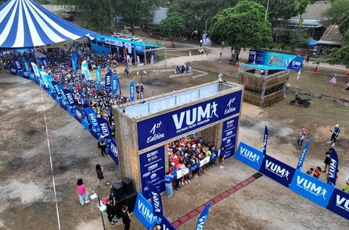 Một vận động viên dự Giải siêu Marathon Việt Nam 2024 ngất xỉu rồi tử vong- Ảnh 1.