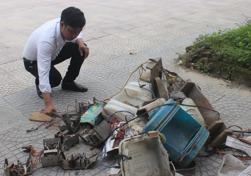 Tiêu hủy nhiều tang vật đánh bắt hủy diệt tại Thừa Thiên – Huế