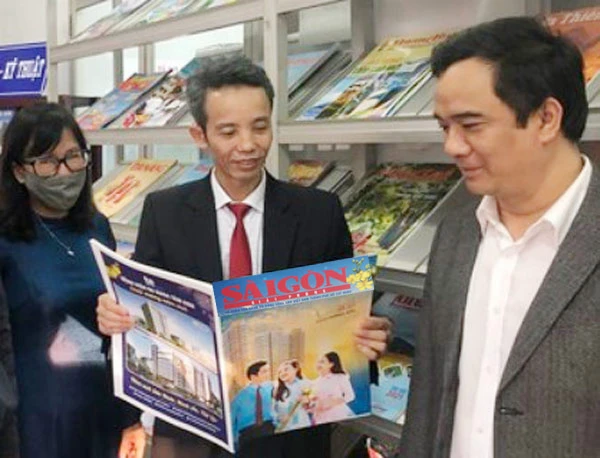 Báo SGGP giới thiệu các ấn phẩm Báo Xuân tại Hội Báo Xuân Tân Sửu tỉnh Thừa Thiên - Huế