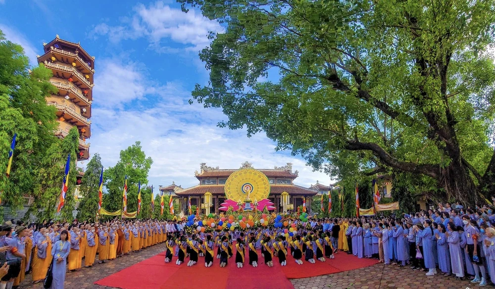 Đại lễ Phật đản PL.2566 tại chùa Từ Đàm
