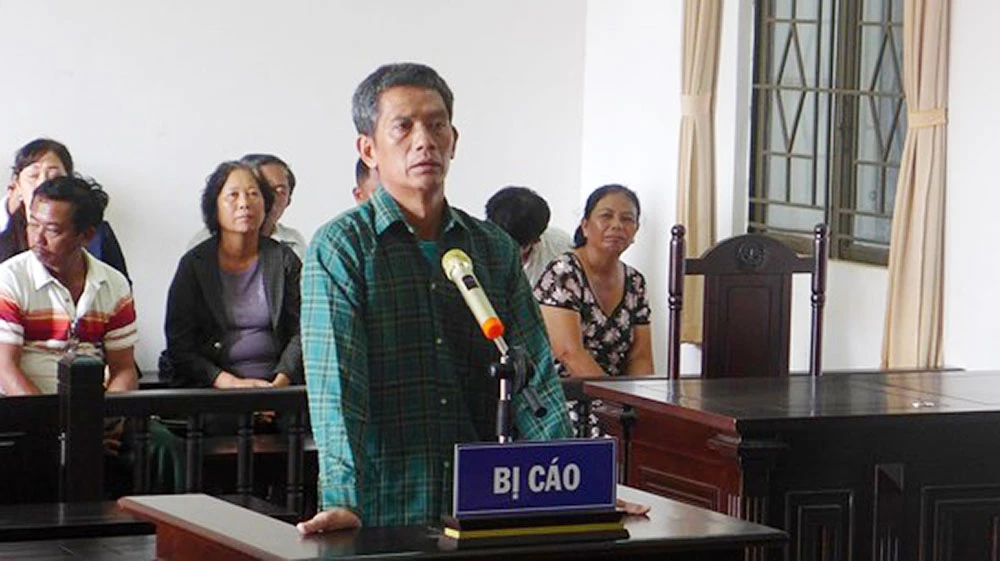 Bị cáo Phạm Quang Đạo tại phiên tòa xét xử sáng 5-6-2018