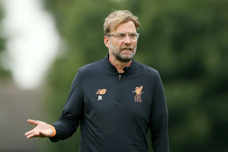 Nếu Liverpool thua vào thứ bảy này và cơ hội vô dịch khép lại, Jurgen Klopp càng trở thành tâm điểm của chỉ trích. Ảnh: Getty Images 