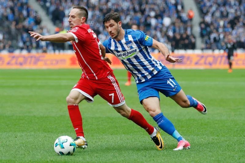 Franck Ribery (trái), một trong những cầu thủ chủ chốt của Bayern Munich sẽ vắng mặt trong trận đấu với Freiburg. Ảnh: Getty Images 