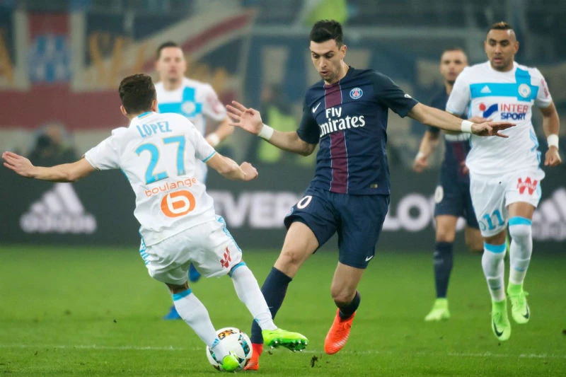 Paris SG (phải) đều giành được chiến thắng trong 4 lần gần nhất viếng thăm sân Velodrome của Marseille ở Ligue 1. Ảnh: Getty Images 