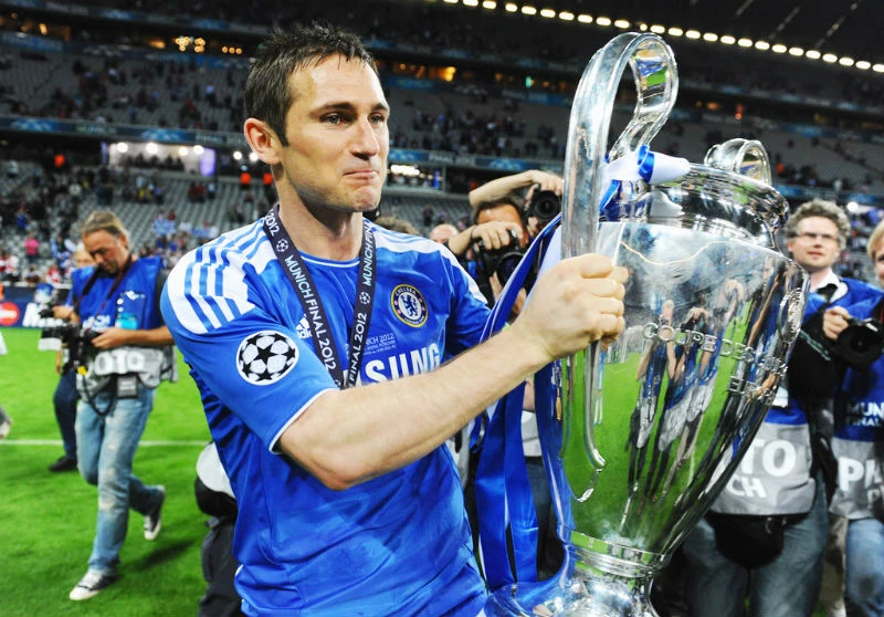 Frank Lampard và khoảnh khắc đăng quang Champions League cuối cùng của một đội bóng Anh. Ảnh: Getty Images 