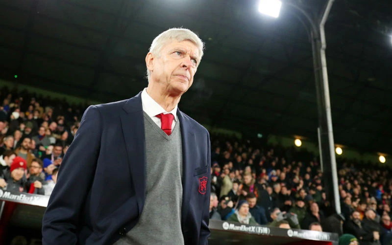 HLV Arsene Wenger đang có một trong những tháng Giêng tất bật nhất sự nghiệp tại Arsenal. Ảnh: Getty Images 
