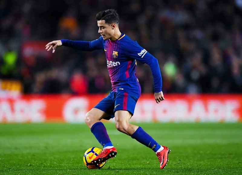 Coutinho chỉ phát huy khả năng khi được đá bên cánh trái. Ảnh: Getty Images