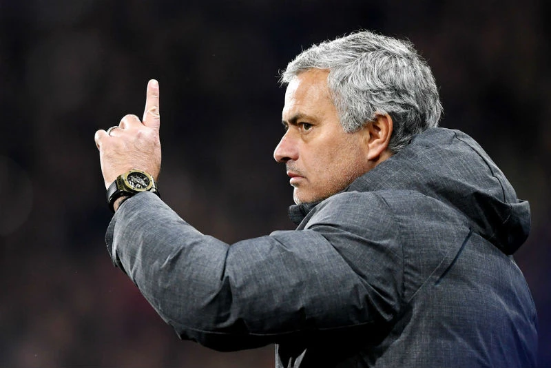 HLV Jose Mourinho đang đối mặt với khó khăn về nhân sự. Ảnh: Getty Images