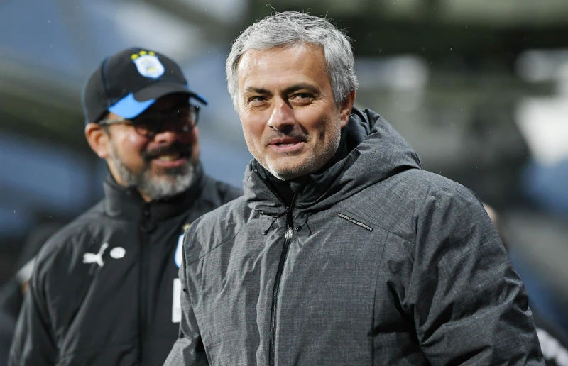 Ryan Giggs tin rằng Jose Mourinho đang đưa Man.United đi đúng hướng. Ảnh: Getty Images