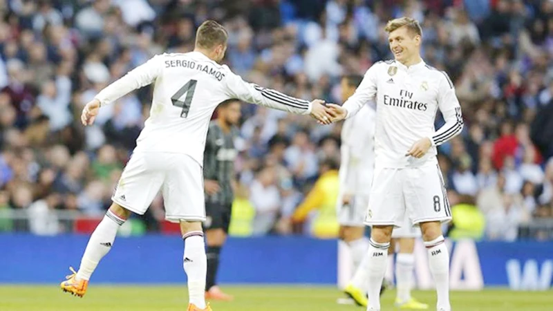 Ramos và Kroos sẽ có cuộc đối đầu thú vị với nhau trên sân. Ảnh: Getty Images