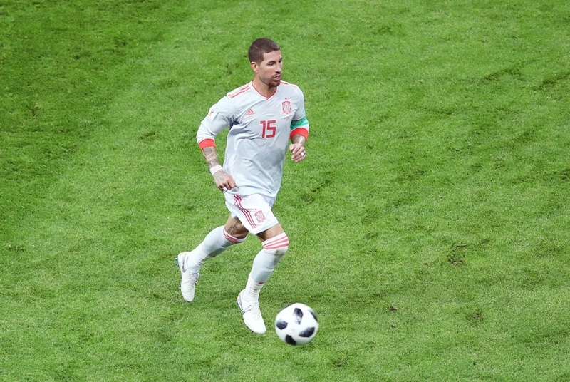 Ramos có tỷ lệ chuyền bóng chính xác cao hơn hai người đồng đội trong màu áo Real. Ảnh: Getty Images
