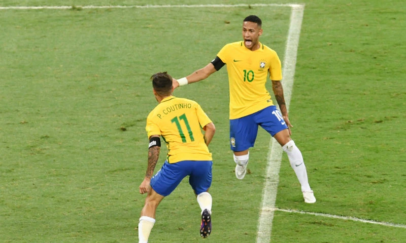 Neymar và Philippe Coutinho chắc chắn phải thận trong trước bất kỳ sự khiêu khích từ đối thủ. Ảnh: Getty Images