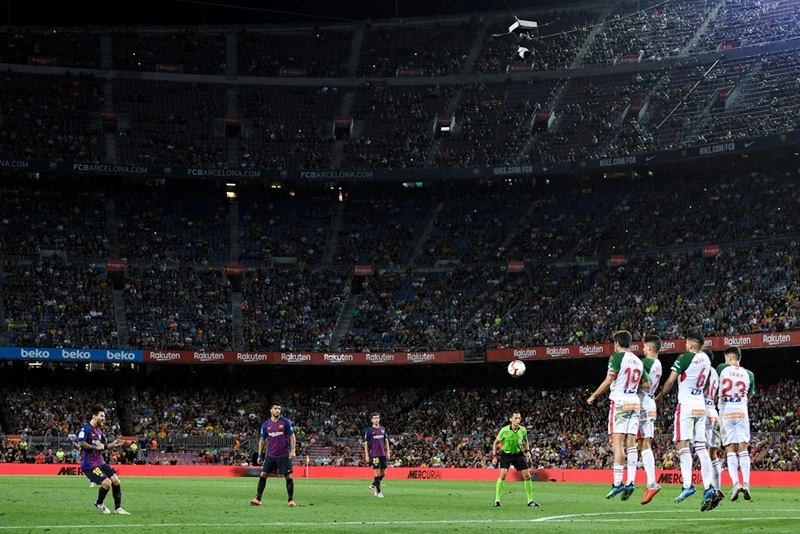 Khả năng sút phạt của Messi tốt dần theo thời gian. Ảnh: Getty Images