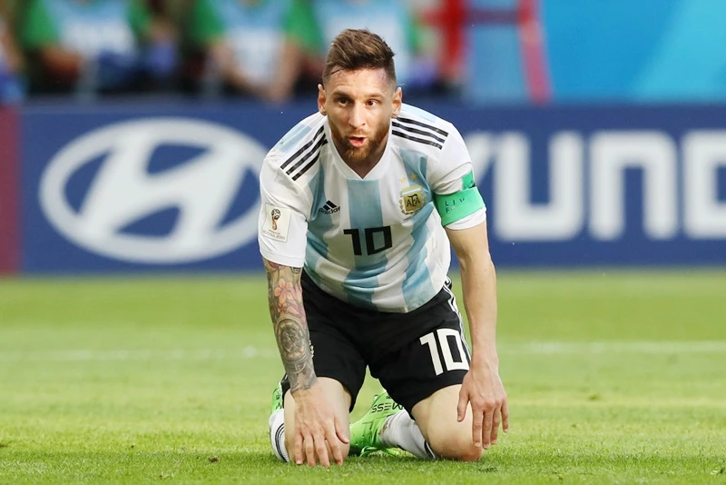 Messi từng đau khổ tột cùng khi thất bại cùng tuyển Argentina tại Copa America 2016. Ảnh: Getty Images.