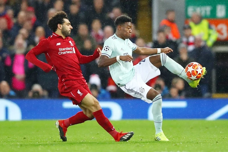 Liverpool (trái) không thể vượt qua Bayern Munich dày dạn kinh nghiệm. Ảnh: Getty Images