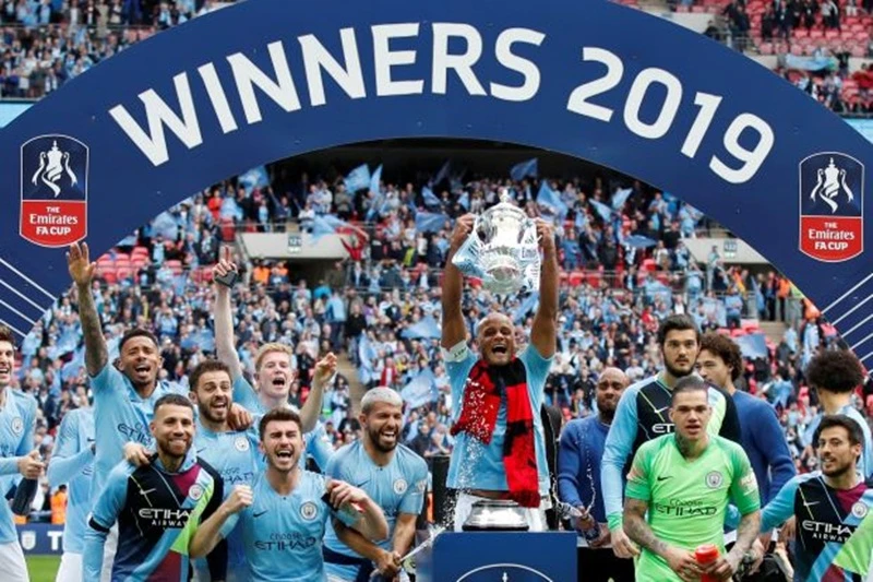 Man.City đang quang FA Cup đầy thuyết phục. Ảnh: Getty Images