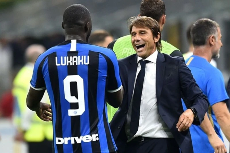 Romelu Lukaku là thương vụ thành công, nhưng cũng tiêu tốn quá nhiều tiền của Inter. Ảnh: Getty Images 