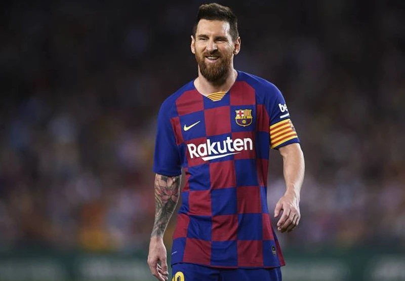 Barcelona không thể buộc Lionel Messi giảm 70% mức lương cao nhất thế giới nhưng sau đó lại chi hàng đống tiền mua ngôi sao. Ảnh: Getty Images 