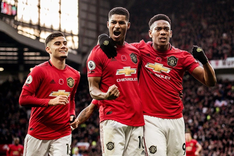 Dù là đội hình trẻ và thành tích bết bát, sức hút của Man.United vẫn luôn đáng gờm. Ảnh: Getty Images
