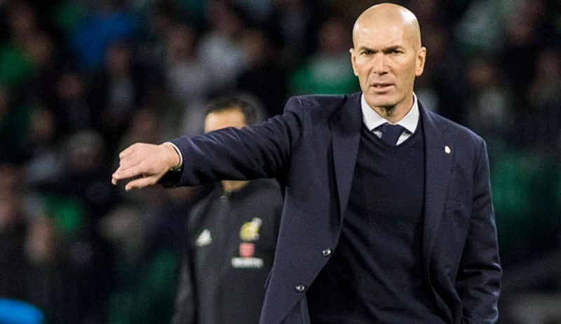 HLV Zinedine Zidane sẵn sàng kiên nhẫn trong một mùa giải. Ảnh: Getty Images