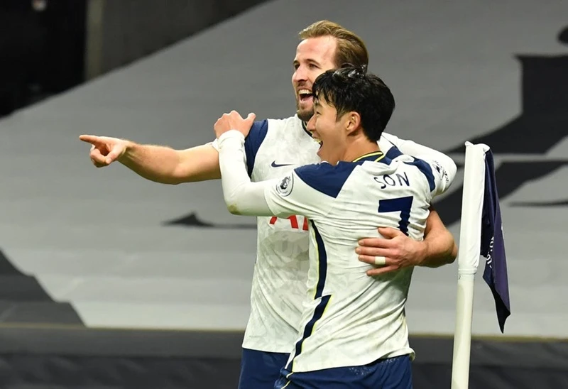 Son Heung-min và Harry Kane tiếp tục mang về chiến thắng cho Tottenham. Ảnh: Getty Images 