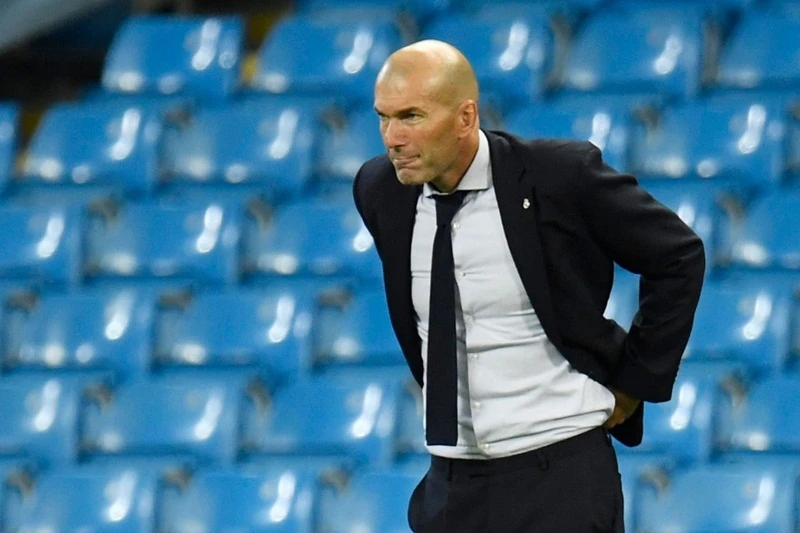HLV Zinedine Zidane cố duy trì sự tập trung cho các học trò.