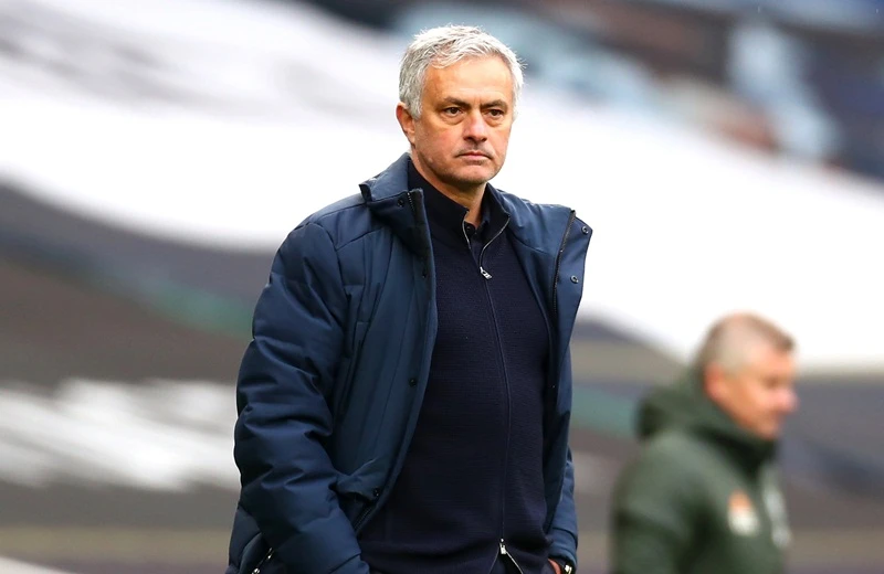 Jose Mourinho tin Tottenham còn mục tiêu tốp 4 cũng rất quan trọng. Ảnh: Getty Images 