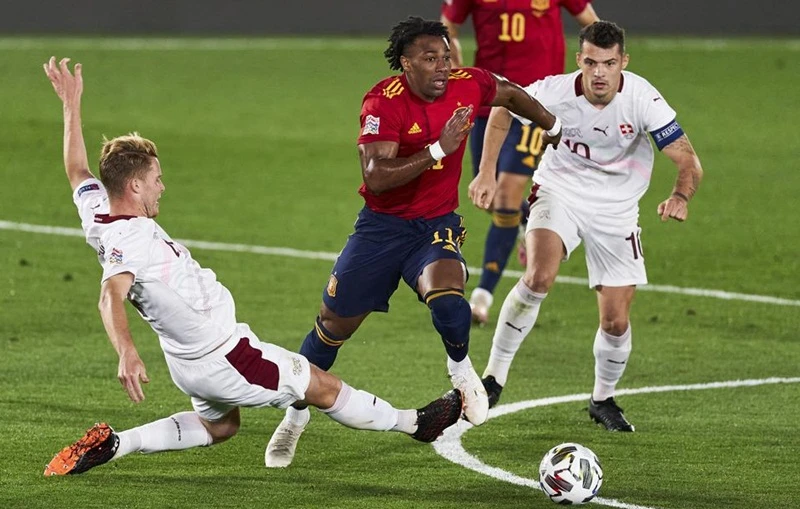 Tây Ban Nha thắng nhọc Thụy Sĩ 1-0 tại Nations League năm 2020. Ảnh: Getty Images
