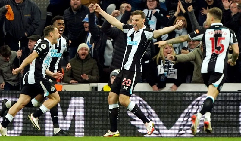 Newcastle đã thoát ra khỏi nhóm 3 đội cuối bảng với chiến thắng thứ 2 liên tiếp.