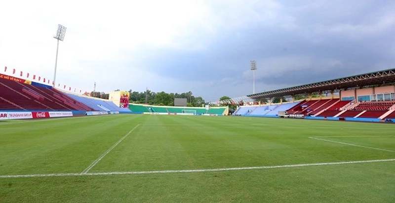 Sân vận động Việt Trì là điểm tổ chức một bảng đấu SEA Games 31 môn bóng đá nam. Ảnh: VŨ TIẾN