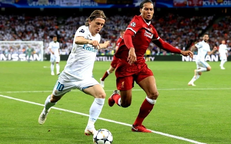 Luka Modric cùng Real Marid đánh bại Liverpool ở chung kết năm 2018.