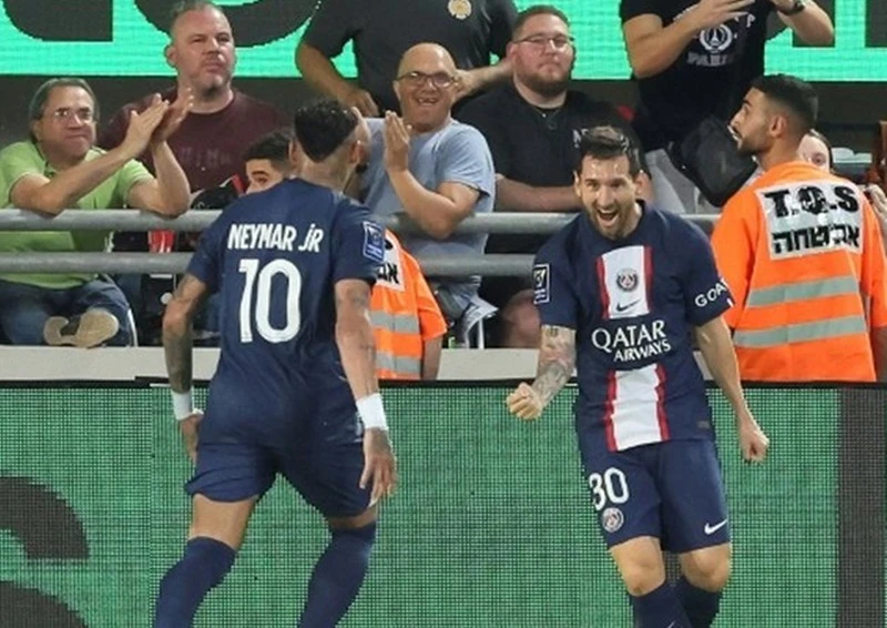 Lionel Messi ghi bàn giúp PSG khởi đầu mùa giải mới với danh hiệu Siêu cúp Pháp.