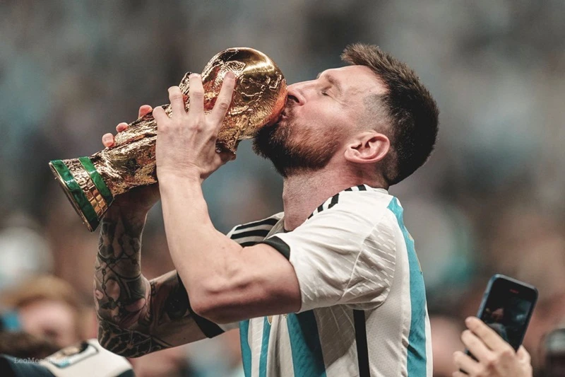 Messi và vẻ đẹp của trò chơi mang tên bóng đá 