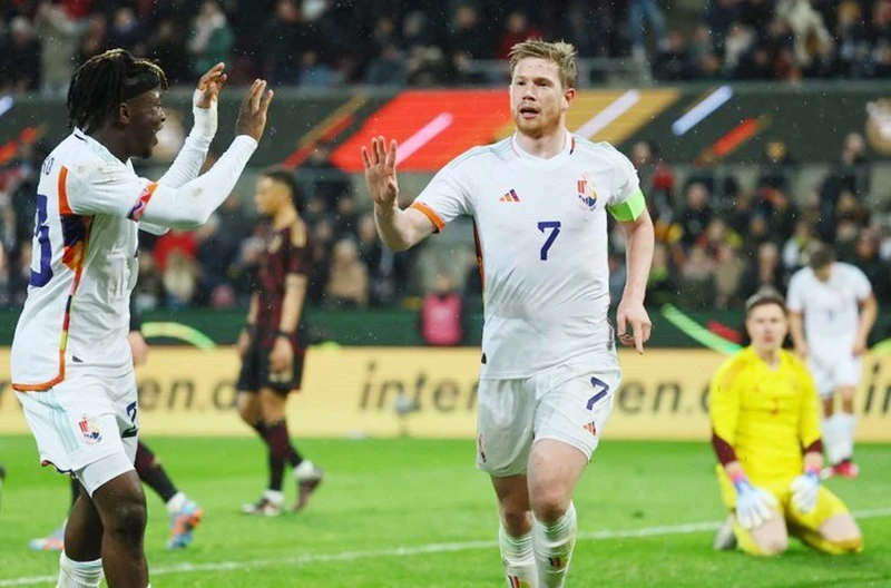 Kevin De Bruyne đã chơi xuất sắc để dẫn dắt tuyển Bỉ giành chiến thắng 3-2 trước tuyển Đức.